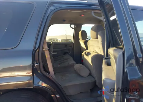 2005 GMC Yukon Sle from USA, damaged, VIN 1GKEC13T85R176536